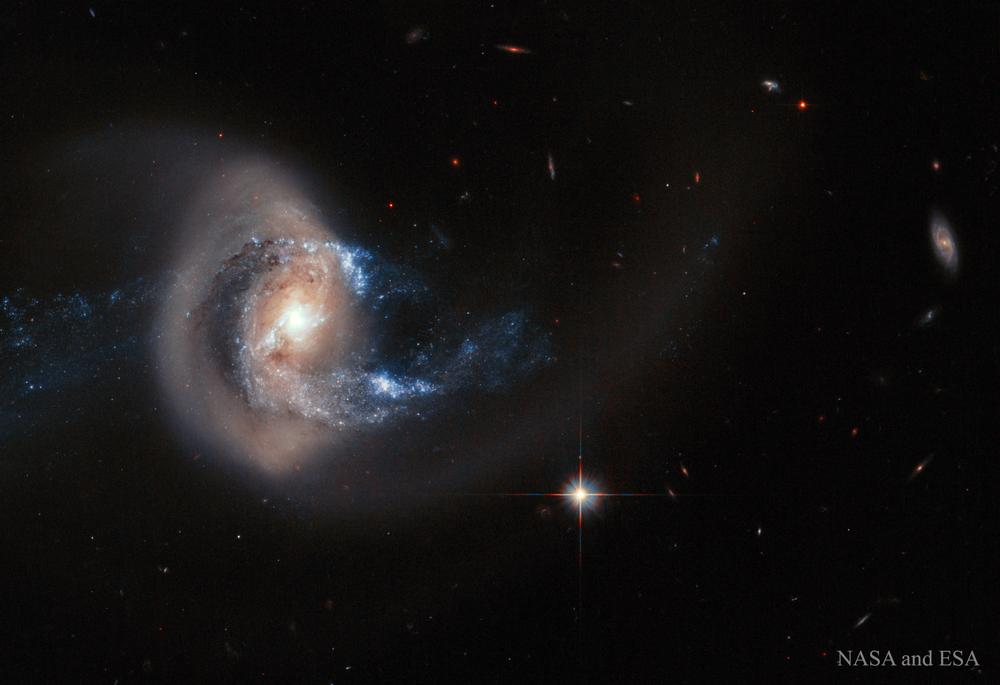 Галактика NGC 7714 после столкновения
